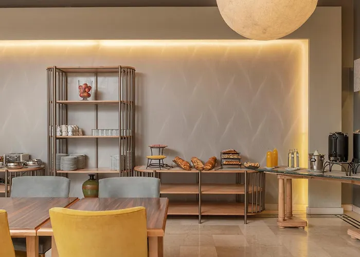 Argenta Tower Hotel & Suites